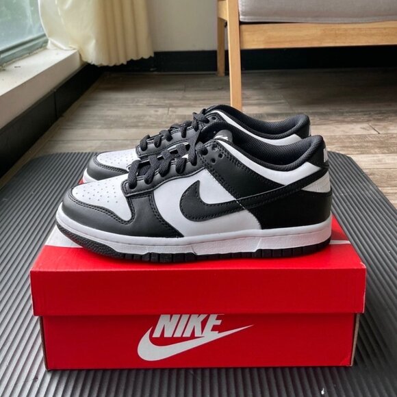 Nike Dunk Low \